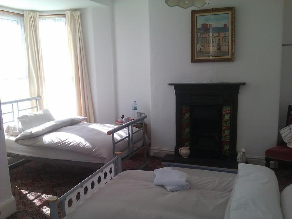The Victoria Hotel Pwllheli Εξωτερικό φωτογραφία